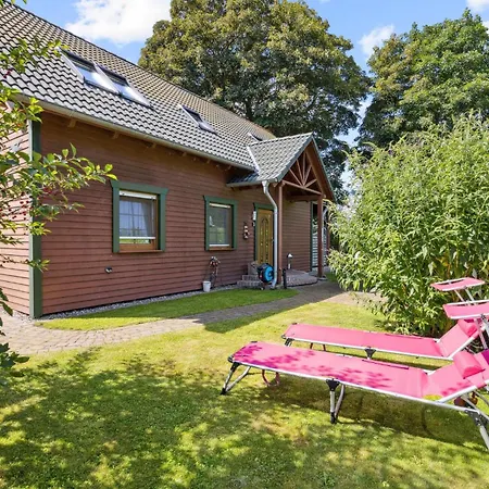 Stunning In Kuestrow